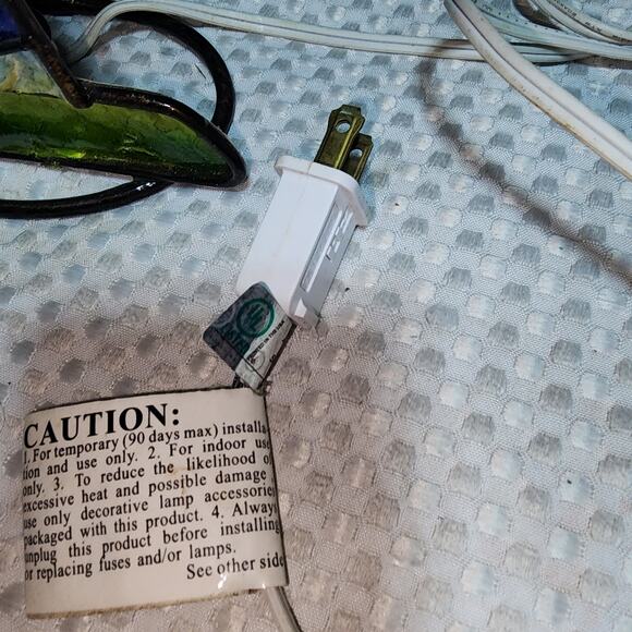 STAINED GLASS SAILBOAT LIGHTHOUSE LIGHT UP SUN CATCHER DECOR - Picture 3 of 7